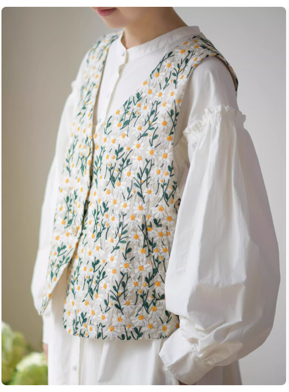 ☆コットンリネン花柄刺繍ベスト☆