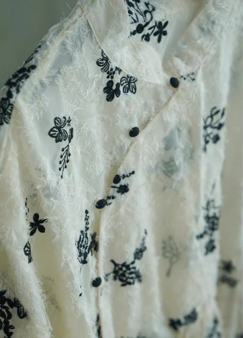 △デザインされた可愛い生地感&花柄刺繍 7部丈ワンピース△