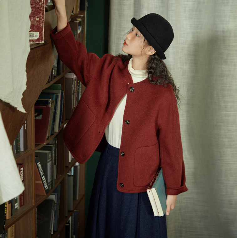 2色展開△今年も気分のノーカラー△ウール100% ノーカラー ドロップショルダージャケット△S/Mサイズ