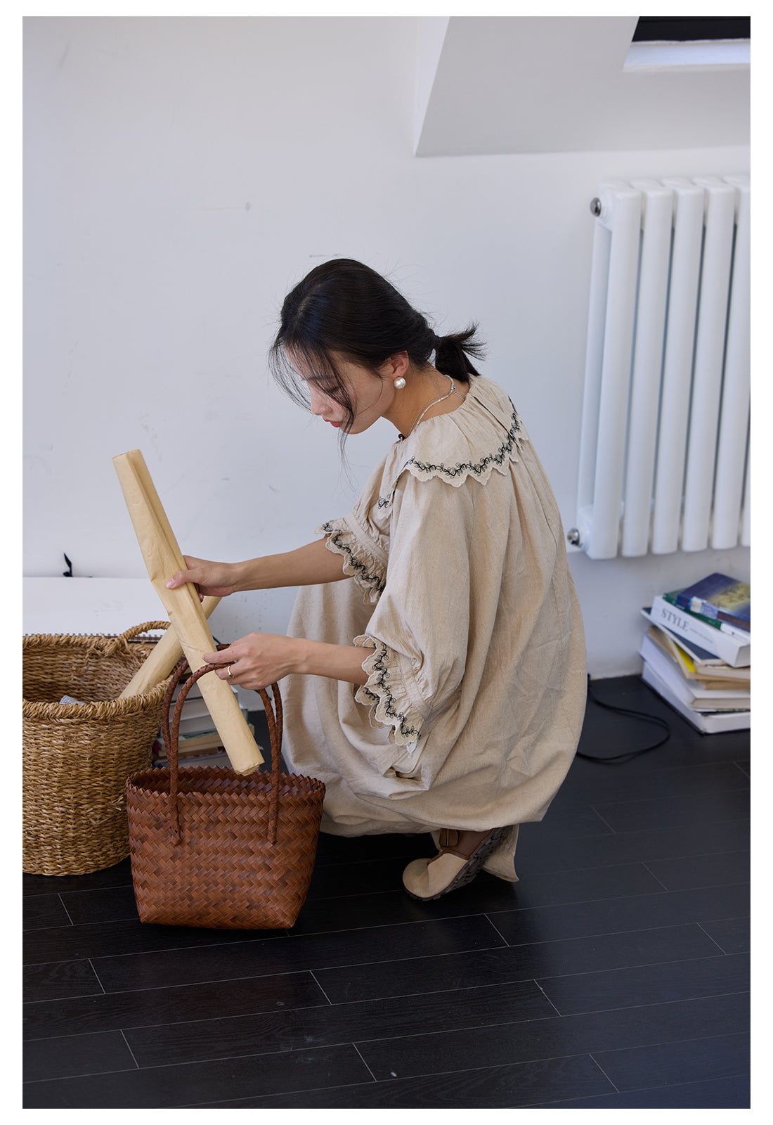 ◇繊細な刺繍がポイントに◇アンティークデザイン ゆったりシルエット リネンコットンドレス◇