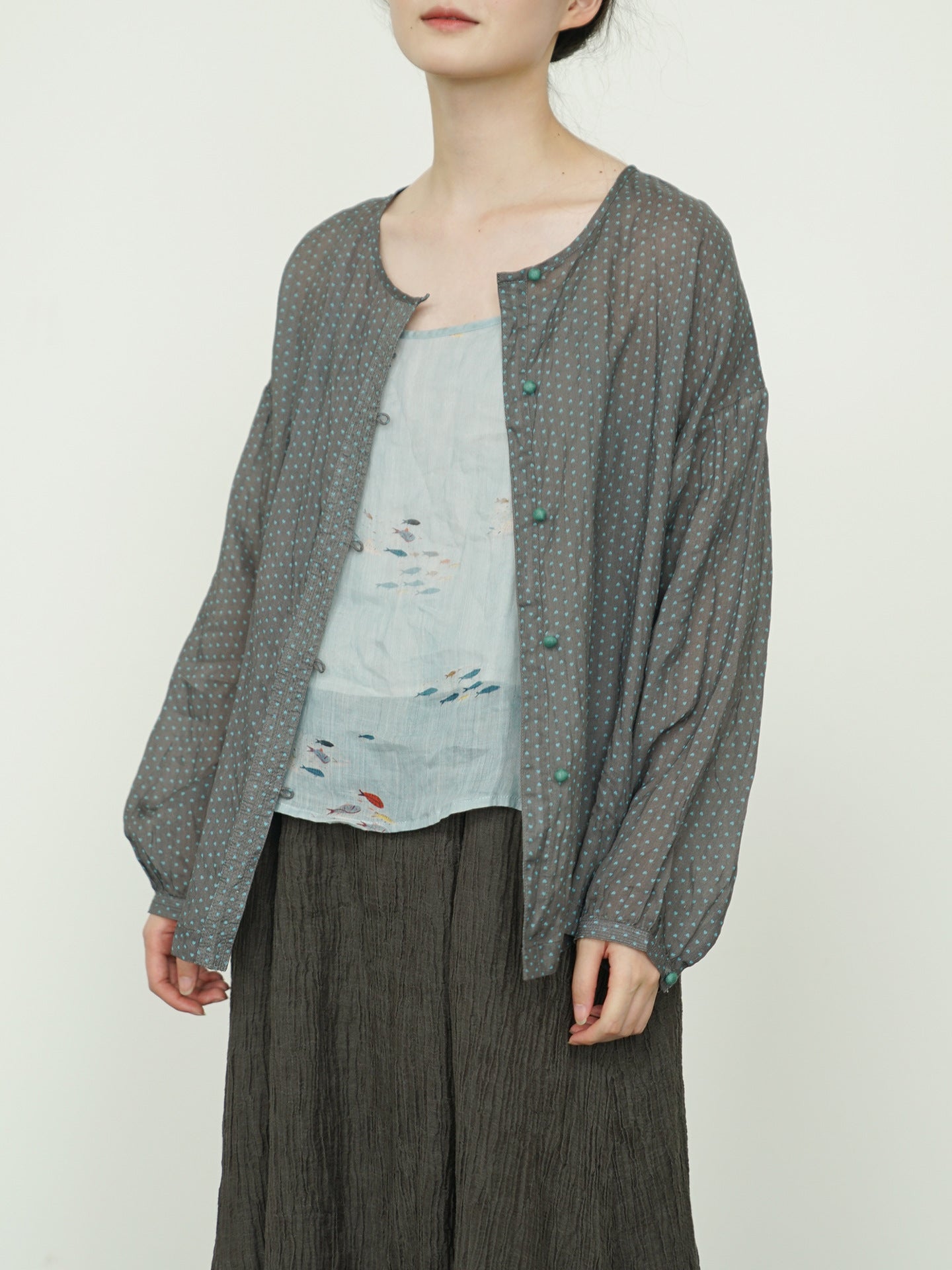 4色展開◇絶妙な色味のボタニックプリント◇ラミー ゆったりブラウス シャツ◇