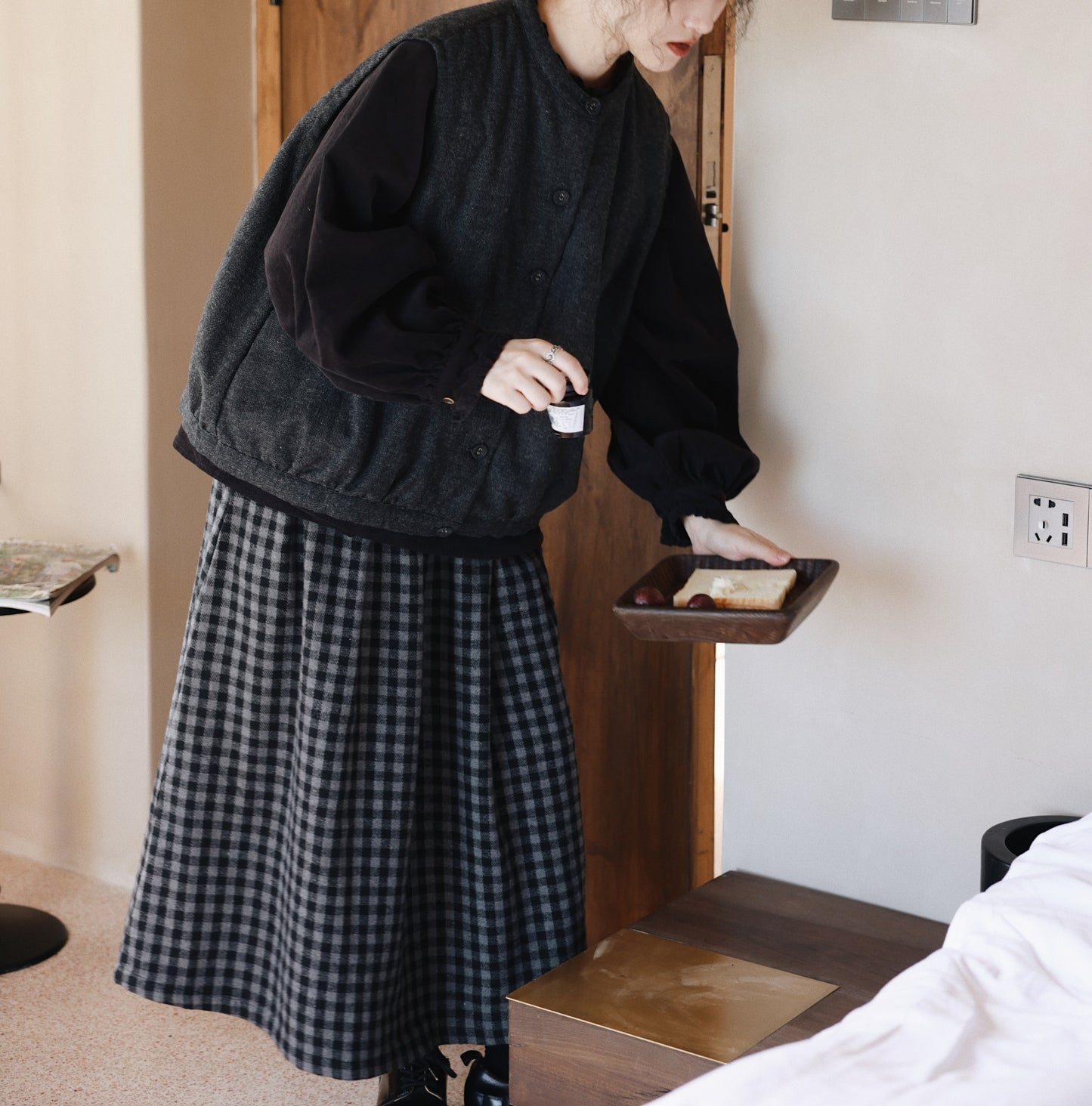◇保温性もあって秋冬に大活躍◇ゆったりシルエット スタンドカラー 中綿ヘリンボーンウール ベスト◇