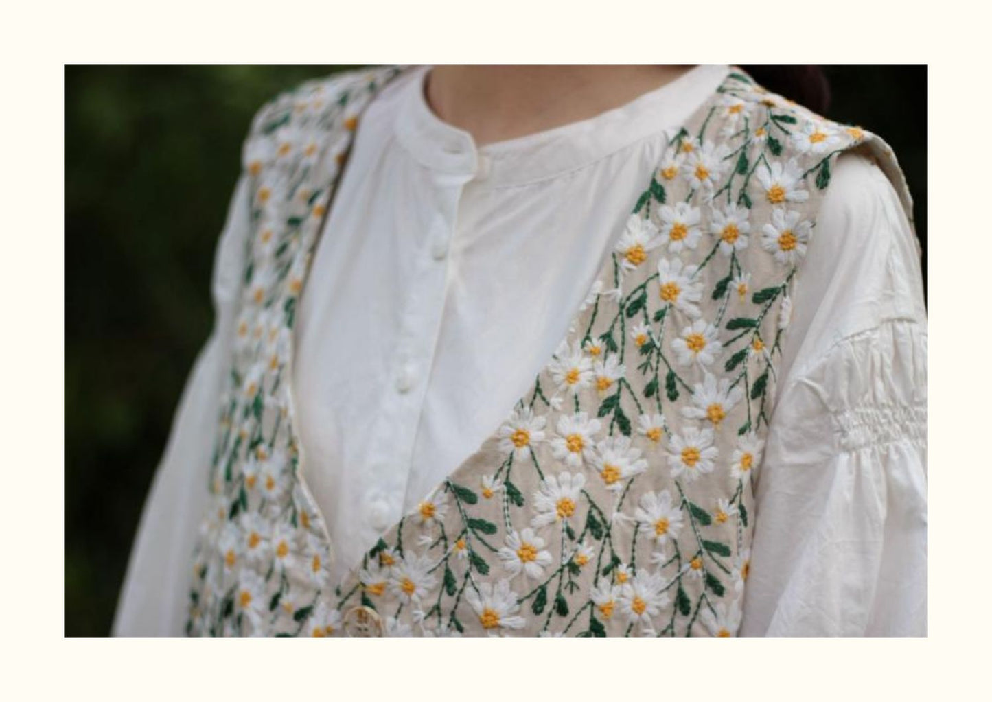 ☆コットンリネン花柄刺繍ベスト☆