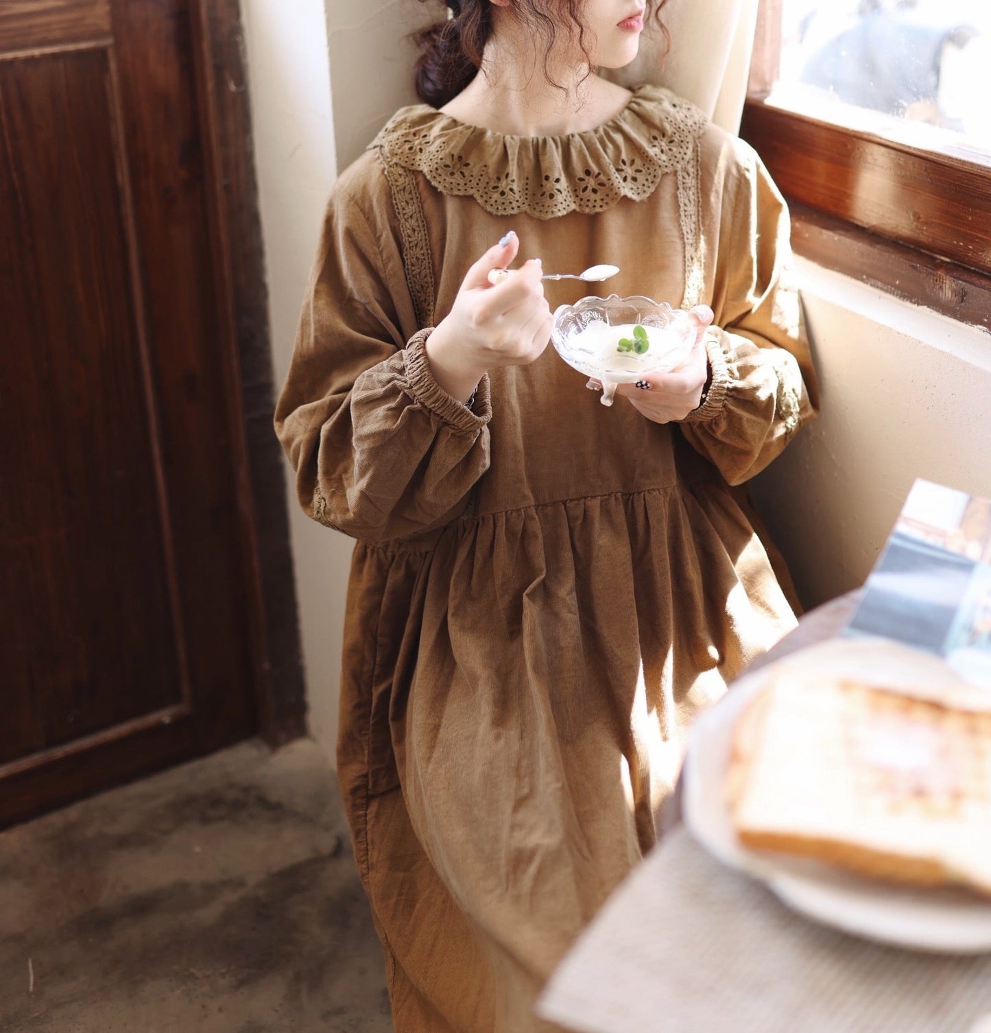 ☆フリルネック&ウエストギャザーゆったり細畝コーデュロイワンピース☆