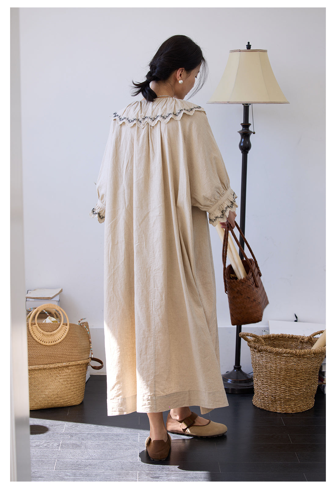 ◇繊細な刺繍がポイントに◇アンティークデザイン ゆったりシルエット リネンコットンドレス◇