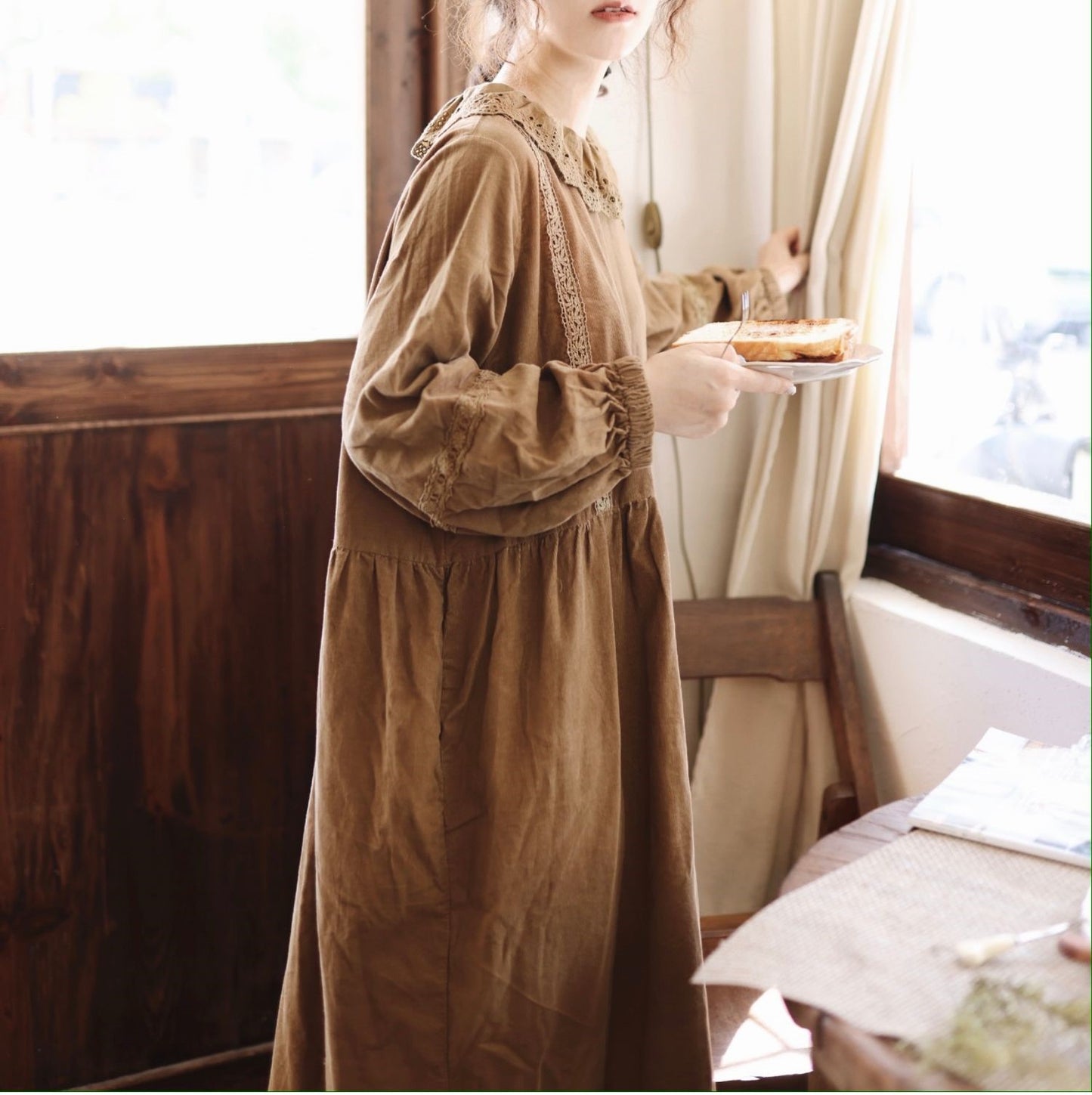 ☆フリルネック&ウエストギャザーゆったり細畝コーデュロイワンピース☆