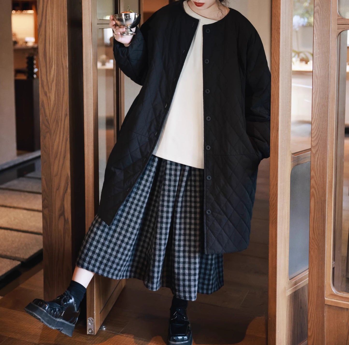 ◇保温性もあって秋冬に大活躍◇ドロップショルダー ノーカラー 中綿ライナー ロングコート◇