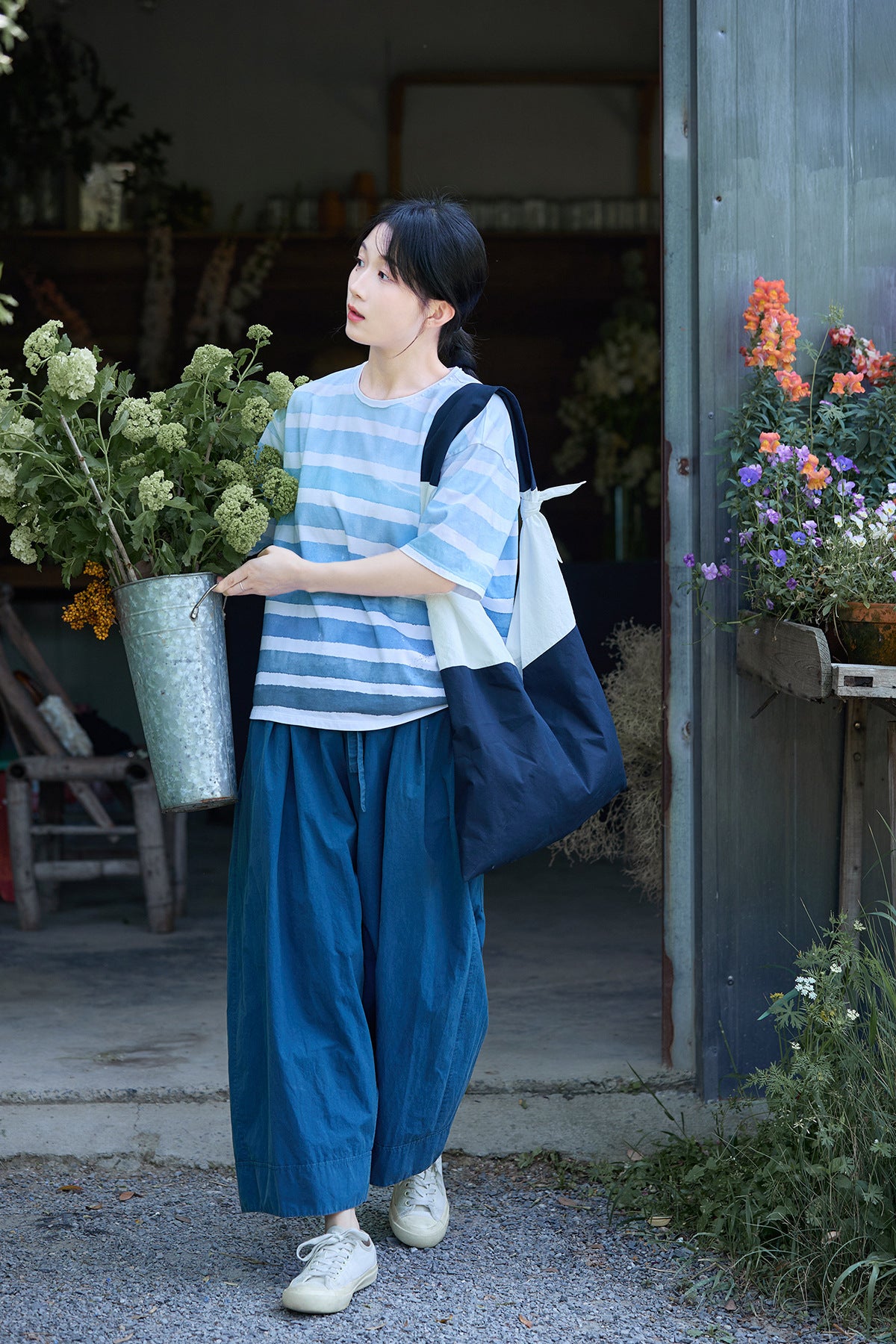 夏に履きたい色味◇ブルーコットン 9分丈ワイド イージーパンツ◇