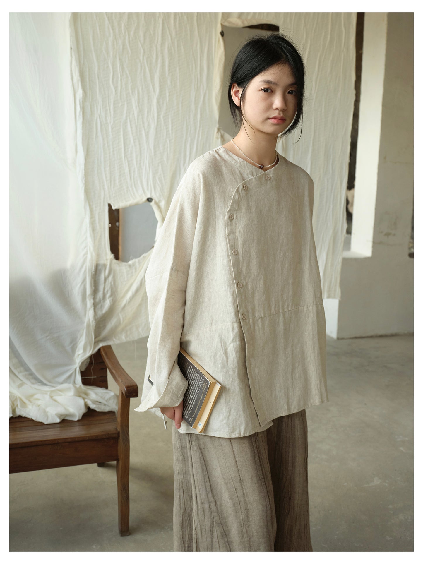 ◇ゆったりシルエット ノーカラーリネン シャツ◇