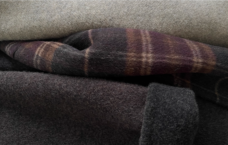 3色展開◇ダブルフェイス カシミア×メリノウールで暖かドロップショルダーゆったり フーディーコート◇