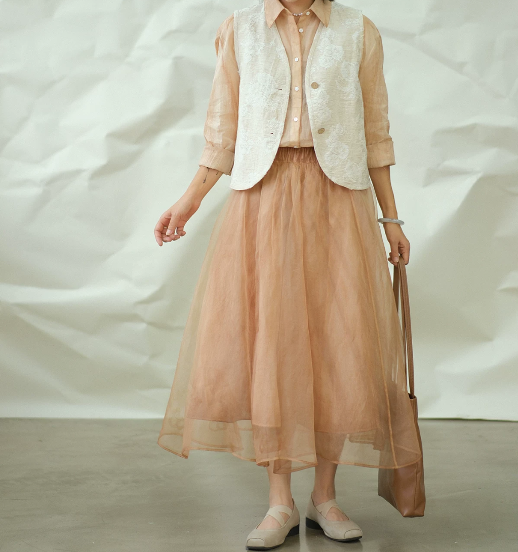 ☆花柄ジャガードが美しい☆2つボタンリネンコットンベスト☆S/M/L