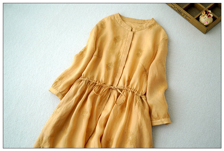 2色展開◇繊細な刺繍装飾◇ラミー苧麻100％ 7分丈ロングバンドカラーワンピース◇裏地付き