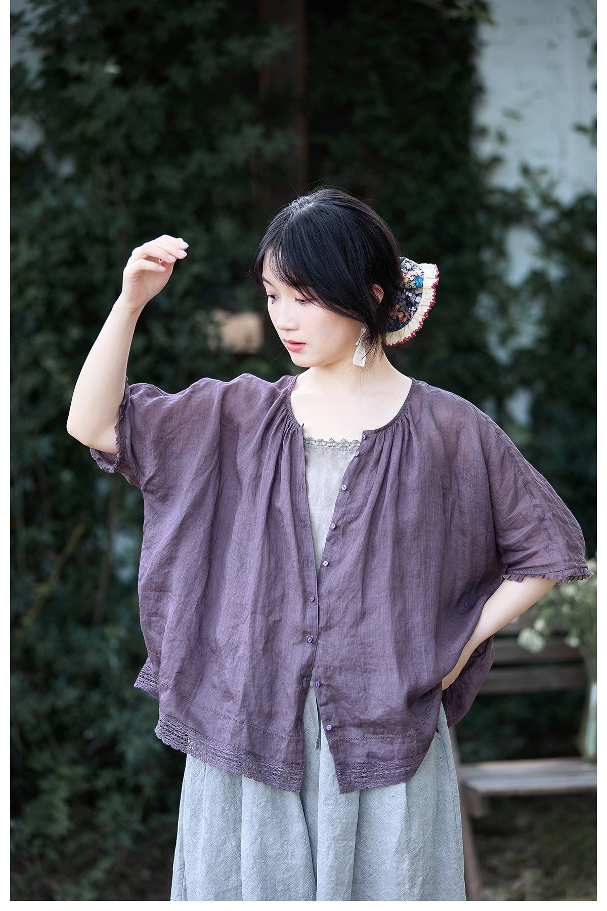 ✩灰掛かったパープルカラーが絶妙✩ソフトラミー レース＆ギャザー ノーカラー ドルマンスリーブ ブラウス✩S/M/Lサイズ