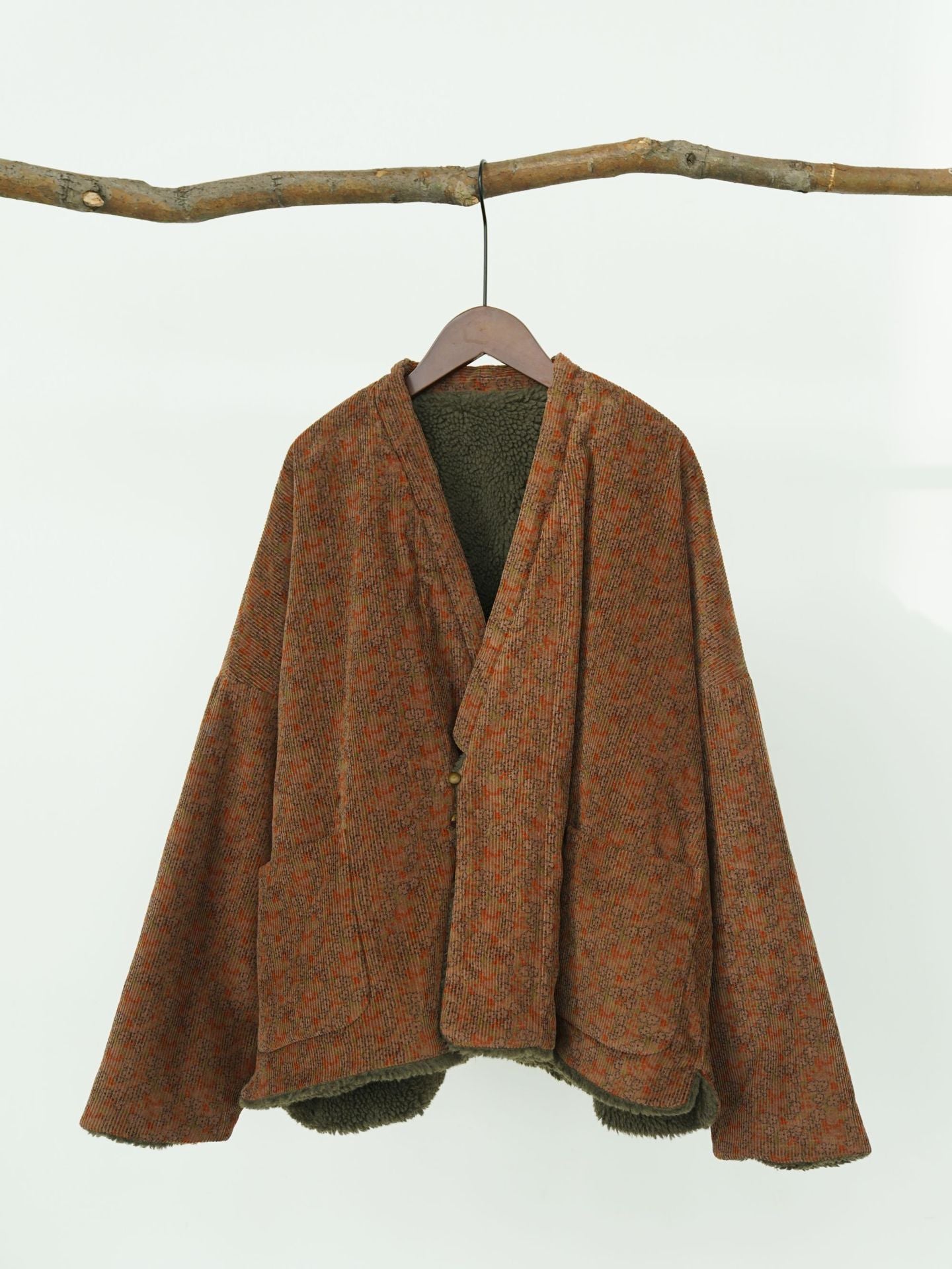 小ぶりなフラワープリントが可愛い◇コーデュロイ ボア裏地 オリエンタル ドロップショルダージャケット◇