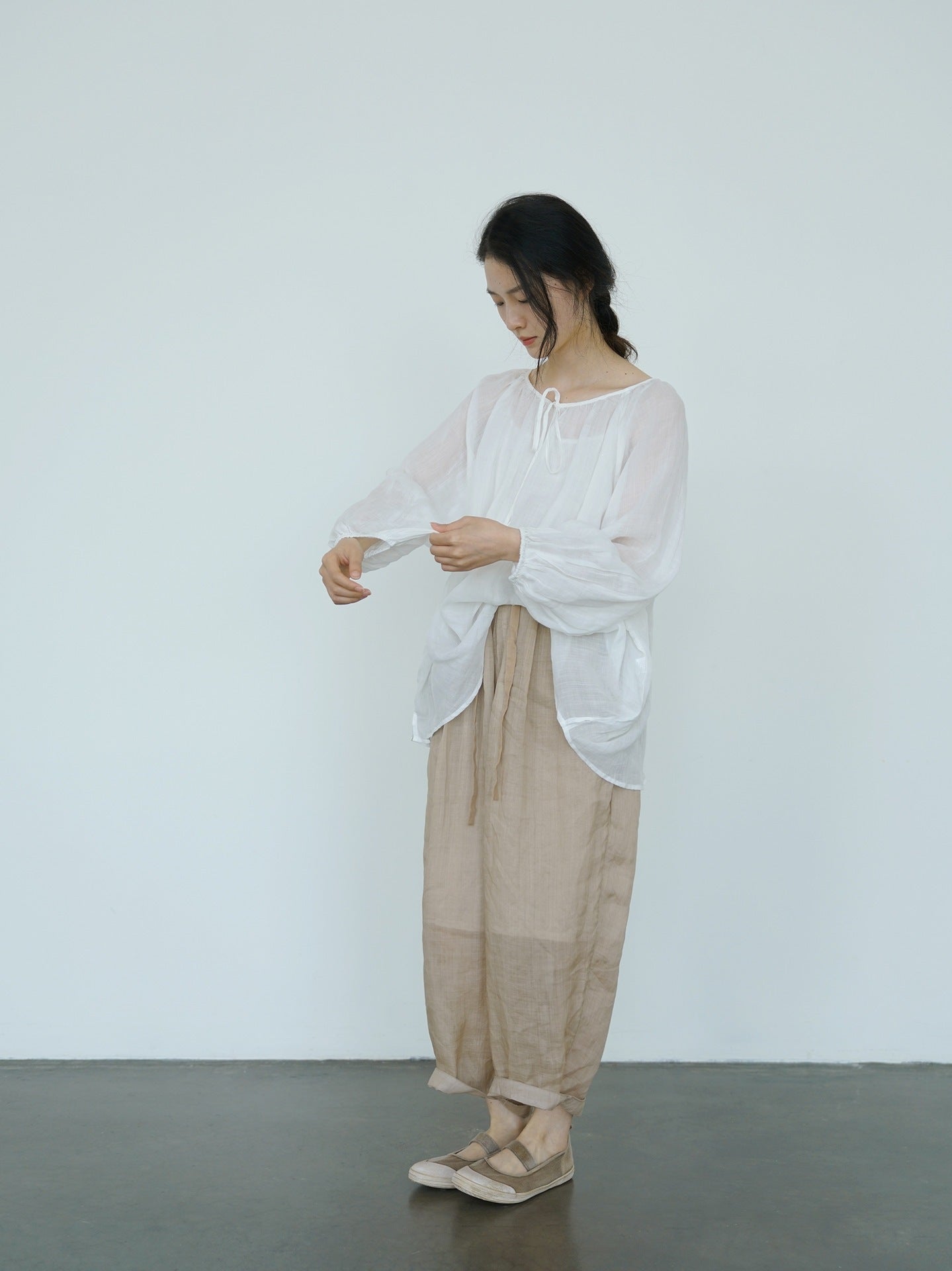 2色展開△程良いバルーンシルエット ラミー パンツ▽裏地付き