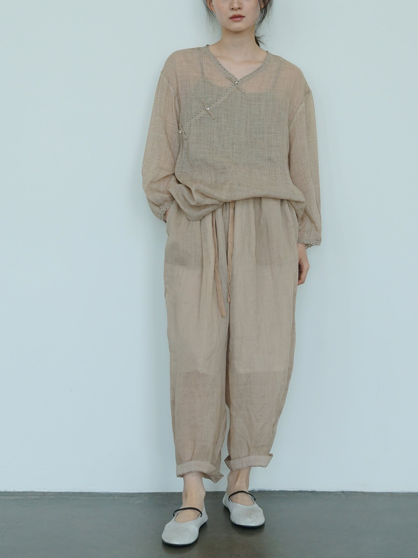 3色展開◇レースパイピングが良いアクセントに◇ラミープオリエンタルシャツ◇