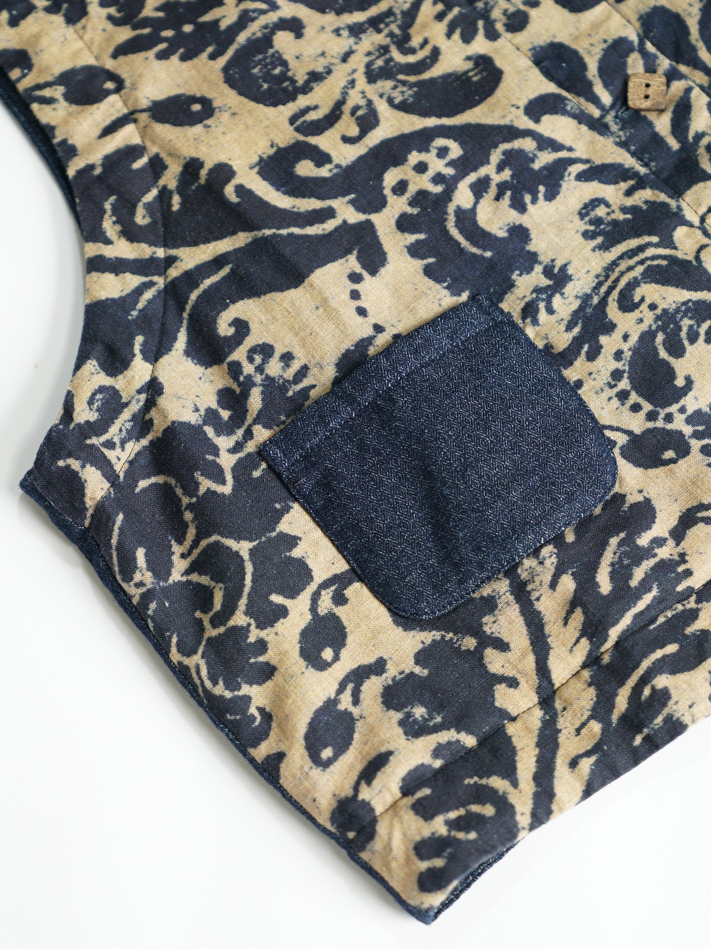 ✩バティック柄 ボタニックプリント リネン 切り替え中綿ベスト☆