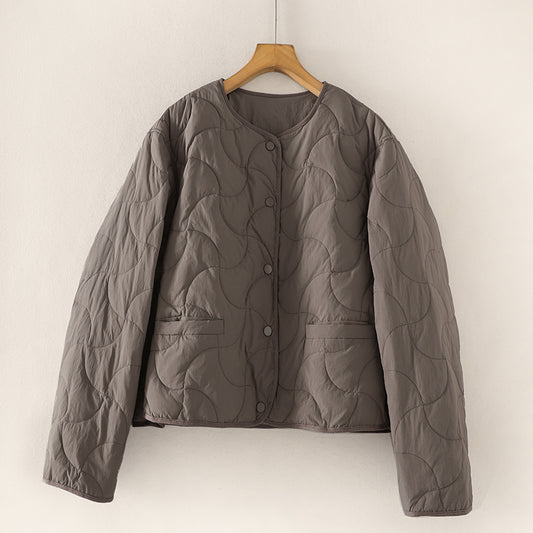昨シーズン物売り切りセール◇３色展開◇ホワイトダックダウン使用◇ノーカラー ダウンコート◇