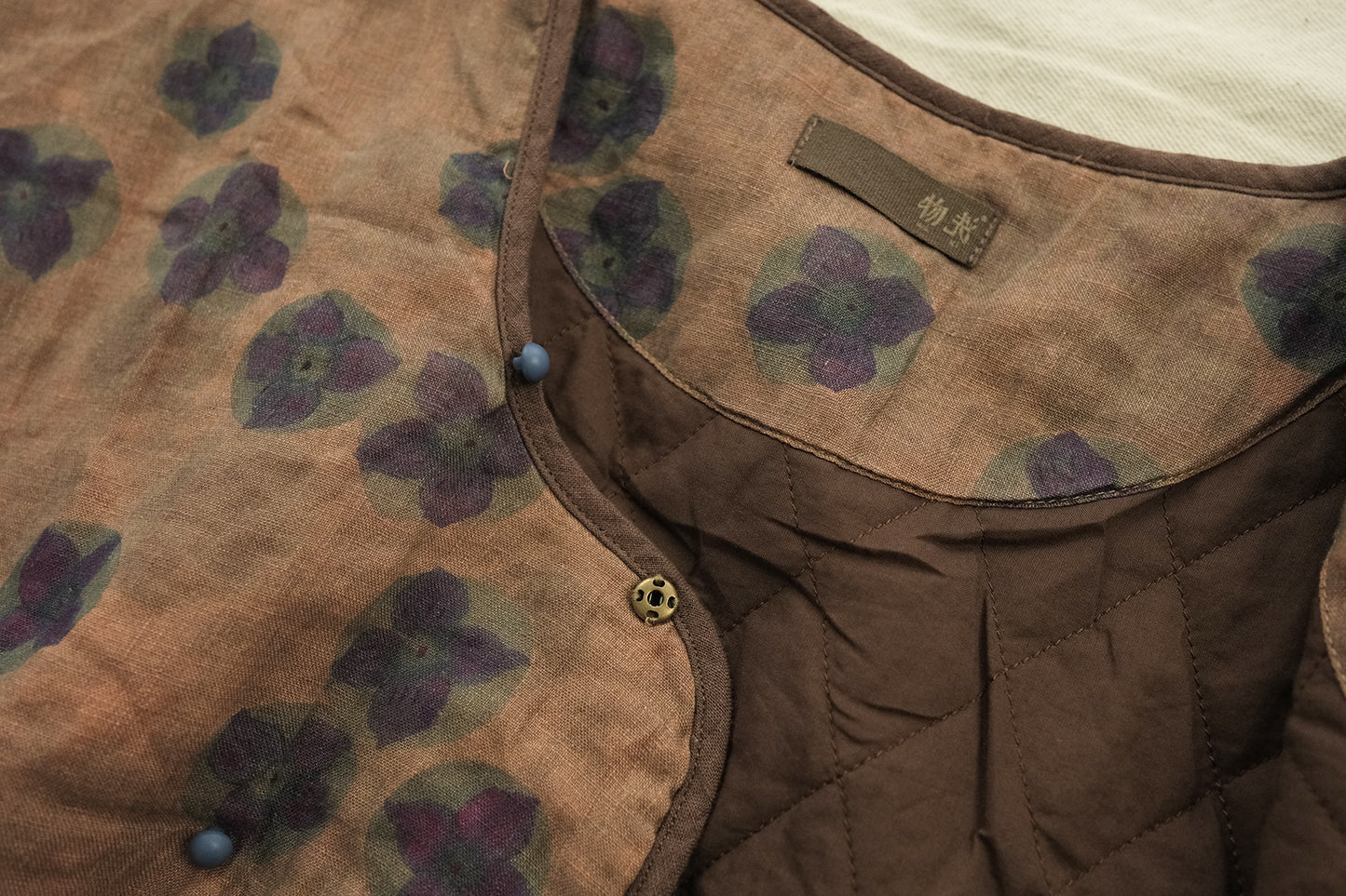 絶妙な色味のボタニックプリント☆ラミー100％で風通し良く夏にピッタリ フレンチスリーブ シャツ☆