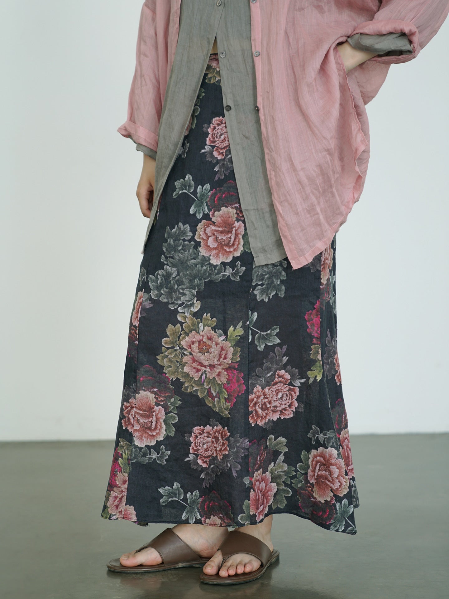 ２色展開◇大柄フラワープリントが美しい◇風通し良く夏にピッタリ◇ラミースカート◇ 裏地付き