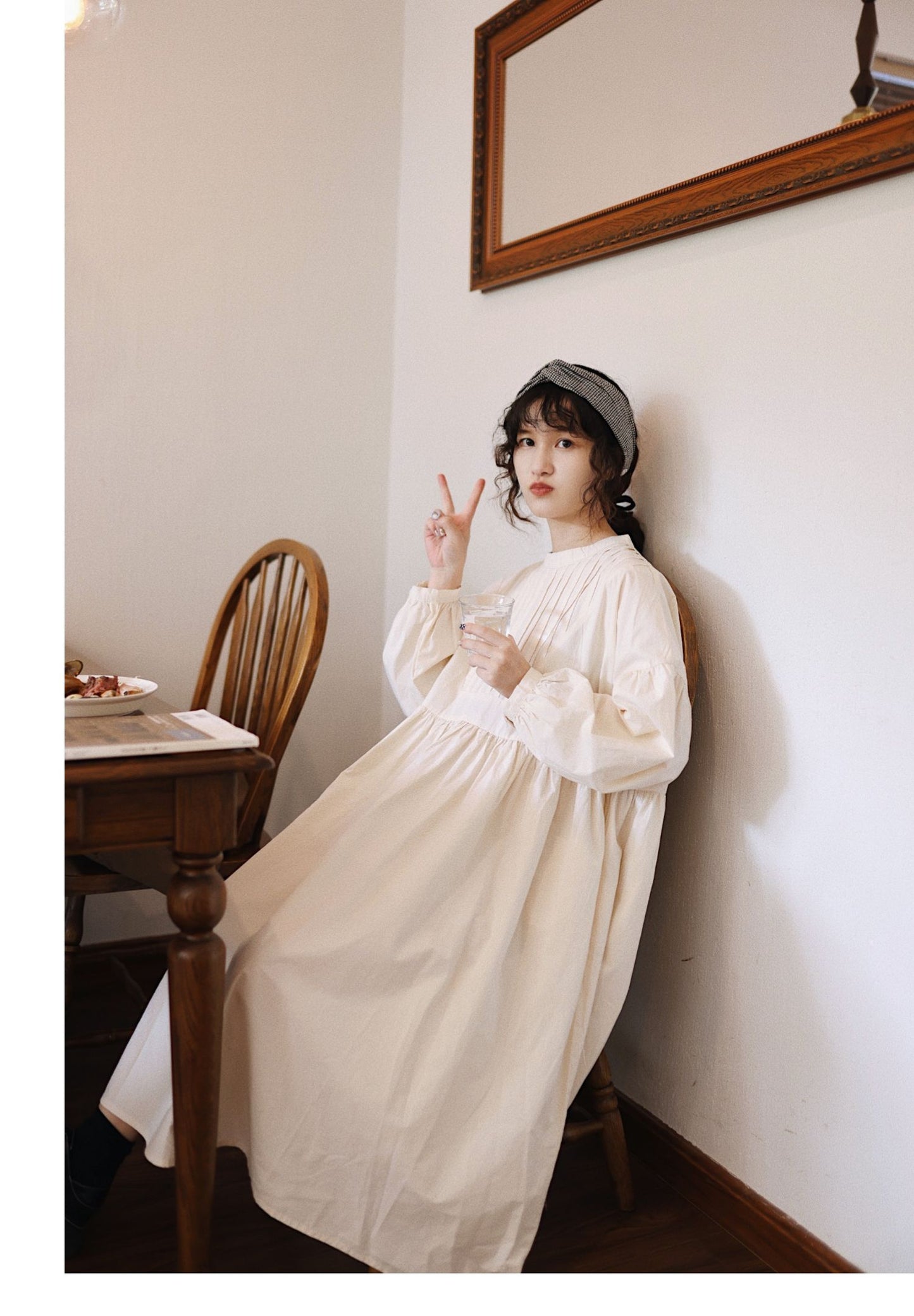 ピンタックとギャザー装飾が美しい△タイプライターコットン  ロングワンピース△